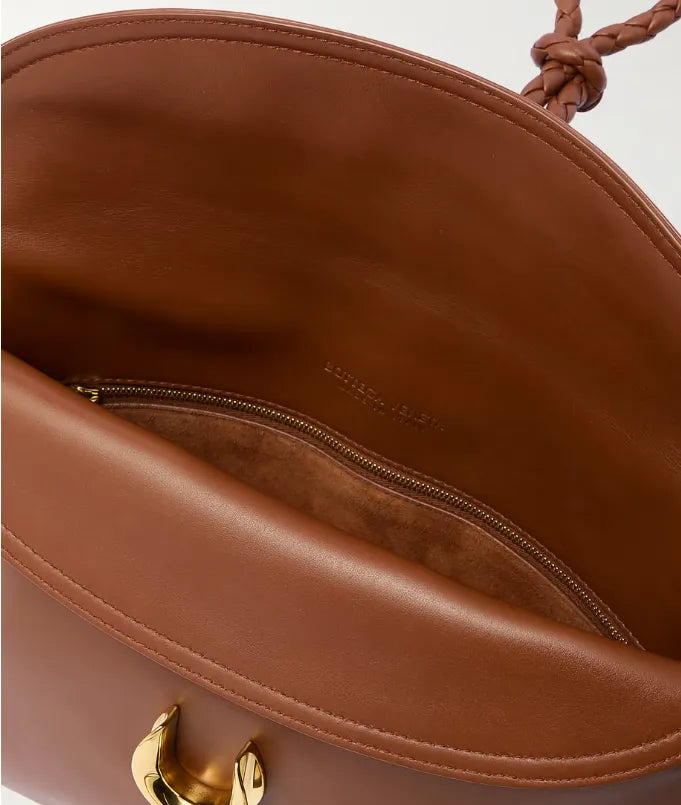 Bolsa tiracolo média Liberta em couro