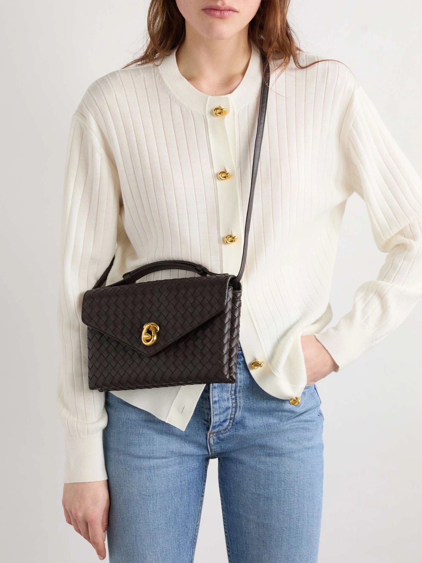 Bolsa de ombro média em couro intrecciato Knot Loc